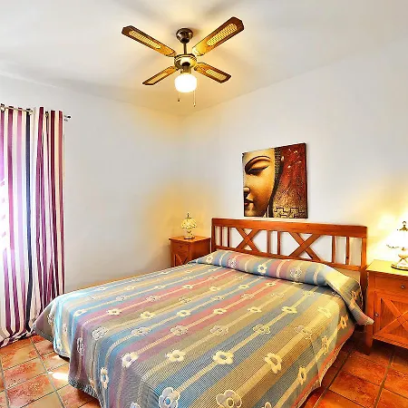 וילה Villa Sally *
